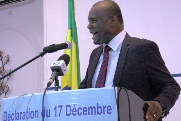 Gabon : Mike Jocktane suggère à Ali Bongo de «quitter le pouvoir avant qu’il ne soit trop tard» 