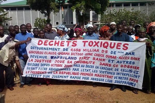 Les victimes des déchets toxiques annoncent un sit-in devant la présidence mardi
