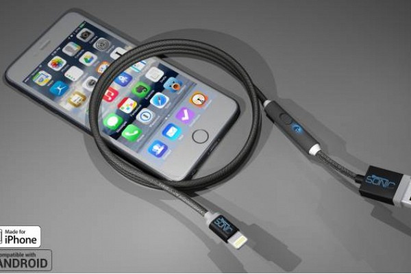 Un câble USB qui charge deux fois plus vite le smartphone