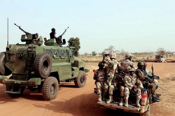 Nigeria: soldats nigériens et tchadiens reprennent Damasak à Boko Haram