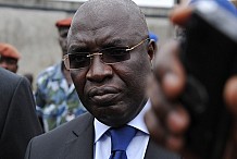 Le ministre Paul Koffi Koffi apporte le soutien du gouvernement aux populations sinistrées de Grand-Lahou