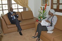Cohésion Sociale – Le Professeur Koné Mariatou échange avec l’UNESCO et Amnesty International.