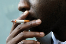 « Il vaut mieux ne pas commencer à fumer et à boire pour prévenir des AVC »