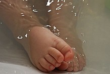 France : Un bébé de 6 mois meurt noyé dans son bain