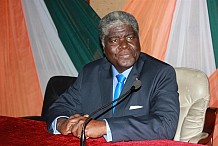 District d’Abidjan: des jeunes soutiennent l’œuvre du gouverneur Mambé