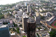 Abidjan continue de croire au miracle ivoirien, malgré tout.