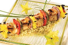 Brochette de fruits exotiques