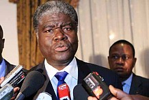 Le gouverneur Beugré Mambé obtient 12.000 livres pour les Abidjanais