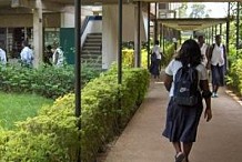 Un foyer de jeunes filles en construction à Kong