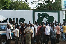 Les jeunes du PDCI manifestent ‘'bruyamment'' devant le siège du Pdci