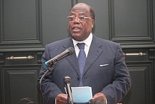  Charles Konan Banny aux femmes : ‘‘Notre mission ne sera pas terminée tant que la Côte d’Ivoire ne retrouvera pas la paix’’