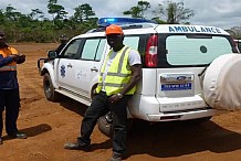 Des ambulances et des tables-bancs pour des communautés productrices de café-cacao