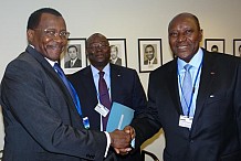 Agriculture: la Banque mondiale et la Côte d'Ivoire signent deux conventions 