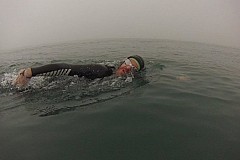 Il traverse le Royaume-Uni à la nage du sud au nord Il traverse le Royaume-Uni à la nage du sud au nord