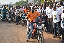 Arrivé hier dans le Gbêkê : Ouattara comme en campagne à Bouaké / Depuis hier après-midi, le cœur de Bouaké ne bat que pour Alassane Ouattara.