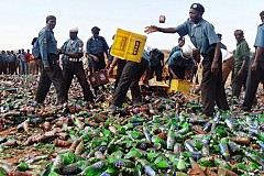 Nigeria: 240 000 bouteilles de bière détruites par la police islamique