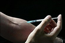 Grèce : ils s'injectent le virus du sida pour toucher 700 euros de pension.