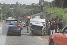 Cinq personnes tuées dans une collusion entre un car et un minicar à Elibou, sur l’autoroute du Nord