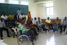 Des voiturettes offertes aux personnes handicapées de Yamoussoukro