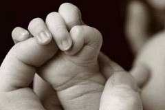Landes : un couple soupçonné d'avoir abandonné son nouveau-né. Landes : un couple soupçonné d'avoir abandonné son nouveau-né.
