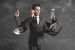 Il a testé 52 emplois en un an. Il a testé 52 emplois en un an.