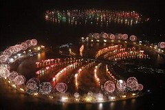 (VIDEO) Feu d'artifice : Dubaï bat le record du monde pour le passage en 2014.