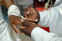 Yamoussoukro: La femme fait échouer le mariage clandestin de son mari.