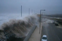 (VIDEO) Face-à-face avec une vague géante.