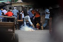 Une protestation de commerçants violemment réprimée à Abidjan.