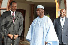 Compaoré exprime son «grand bonheur» de retrouver Ouattara en «pleine forme» après une «douloureuse» épreuve