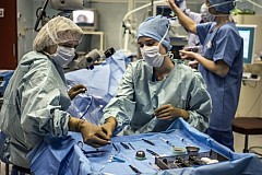 Le chirurgien découvre 600 g de cocaïne dans le ventre de son patient Le chirurgien découvre 600 g de cocaïne dans le ventre de son patient