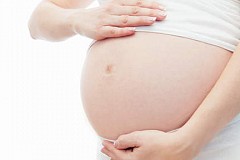 Un bébé naît en bonne santé après huit mois hors de l'utérus