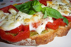 Tartines chèvre et tomates