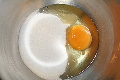 La farine et l’œuf pour les bijoux en cuivre rouge