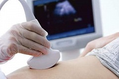 Elle se rend à l'hôpital pour un mal de dos, elle ressort avec un bébé Elle se rend à l'hôpital pour un mal de dos, elle ressort avec un bébé