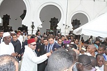 En visite au Maroc, Hamed Bakayoko accomplit la prière de vendredi avec Mohammed VI
