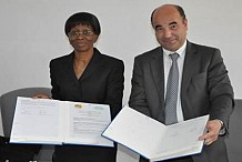 Un accord-cadre de coopération interuniversitaire signé entre l’université Félix Houphouët-Boigny et l’université de Pau et des pays de l’Adour
