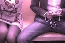 En Turquie, les femmes dénoncent les hommes qui écartent les jambes dans le métro