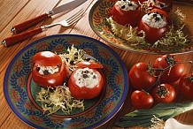 Tomates farcies au riz et au thon