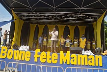 15ème édition de ’’Bonne fête Mamans’’ avec Tonton Bouba : plus de 3000 femmes honorées