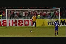 (Vidéo) Le penalty le plus ridicule de l'histoire du football