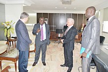Le ministre Cissé Bacongo accorde une audience à l’ambassadeur suisse