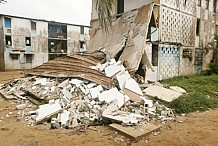 Construction: Un immeuble s’écroule à moitié à Adjamé 220 logements