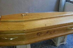 Le mort désigne ses coupables avant d’être mis en terre Le mort désigne ses coupables avant d’être mis en terre