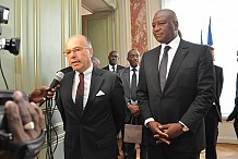 Hamed Bakayoko reçu à Paris par son homologue français Bernard Cazeneuve
