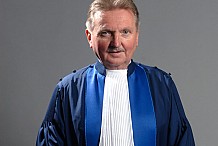 Démission d'un juge de la Cour pénale internationale 