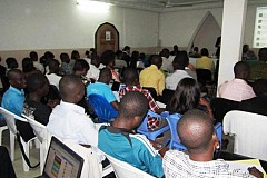 Côte d’Ivoire : Une surdouée pas comme les autres licenciée à 13 ans Côte d’Ivoire : Une surdouée pas comme les autres licenciée à 13 ans