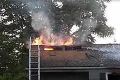 Etats-Unis: Il provoque un incendie en voulant tuer une araignée Etats-Unis: Il provoque un incendie en voulant tuer une araignée