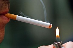USA: Un cigarettier américain condamné à une amende record pour la veuve d'un fumeur USA: Un cigarettier américain condamné à une amende record pour la veuve d'un fumeur