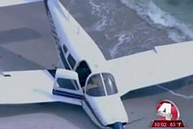 Floride: Un père et sa fille fauchés par un avion sur la plage